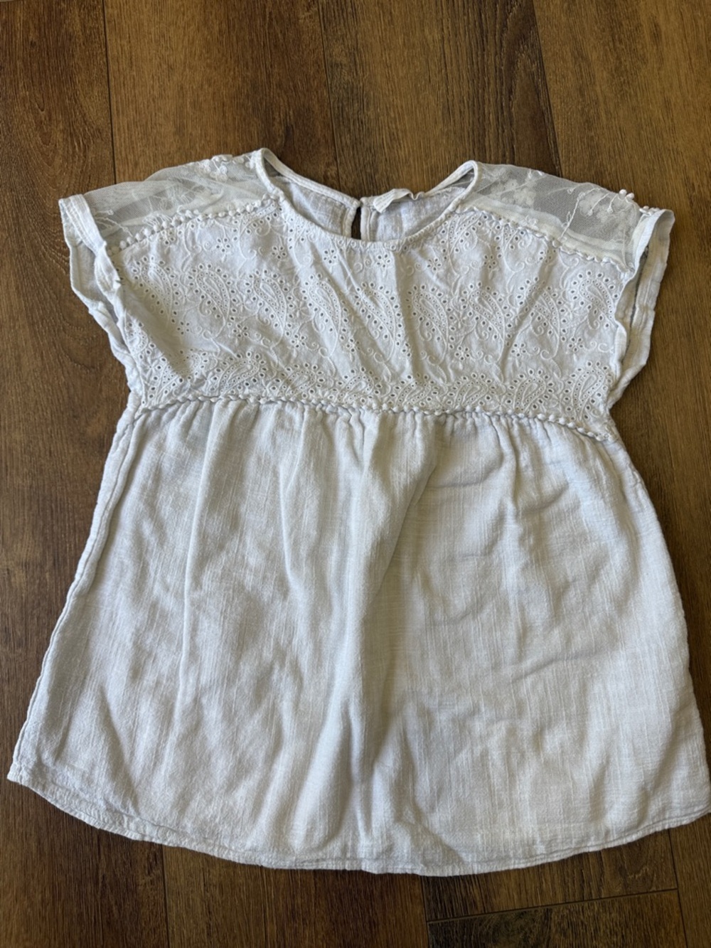 Zara White Eyelet Cotton Blouse for Girls. Size 13/14